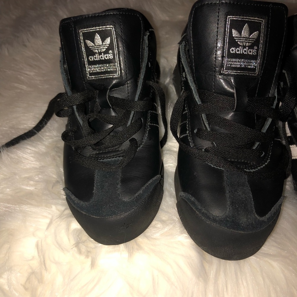 Adidas - Picture 2 of 5